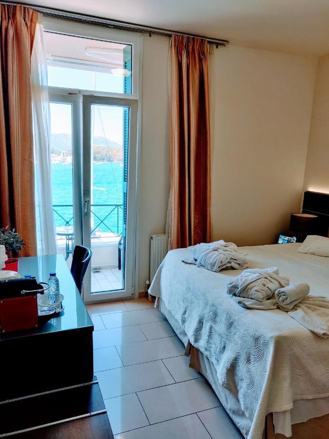 The Manessi City Boutique Hotel Poros Town Luaran gambar