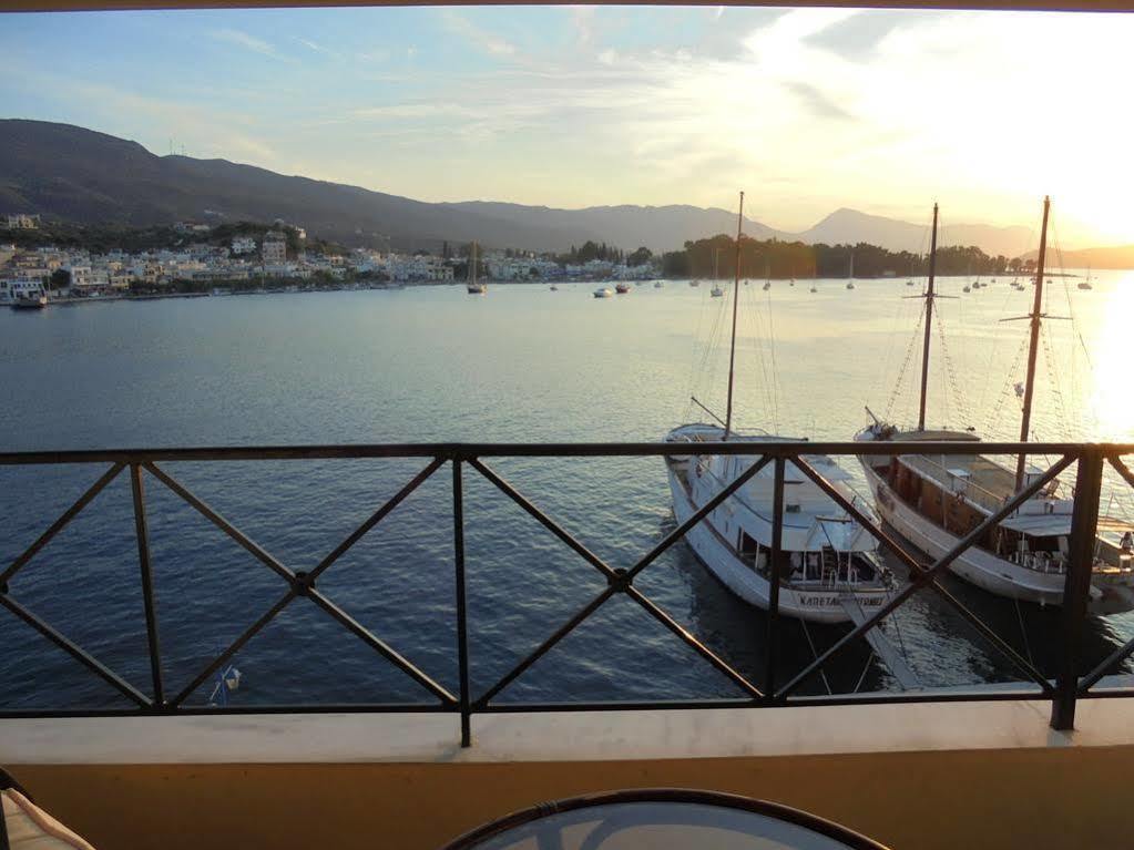 The Manessi City Boutique Hotel Poros Town Luaran gambar